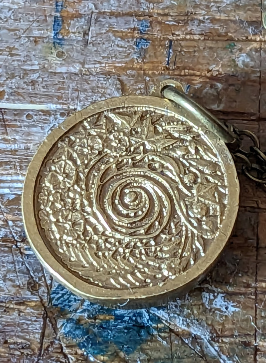 Reversable Steampunk Resin Set Watch Parts pendant