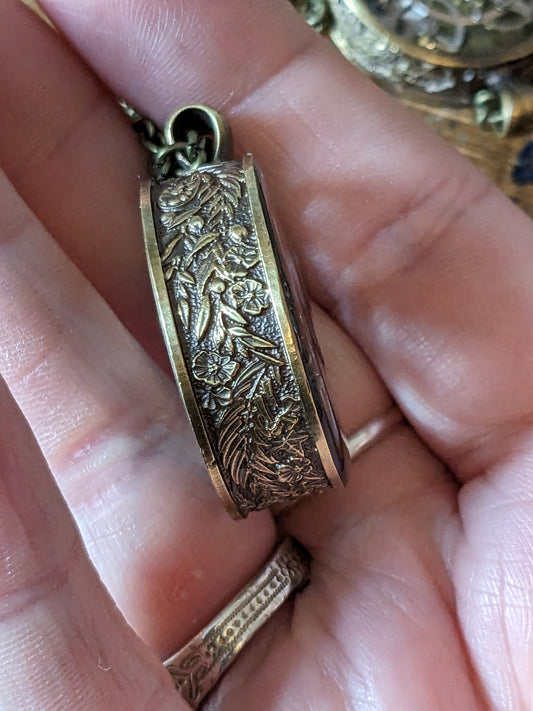 Resin Set Bronze Watch and Clock Parts Necklace