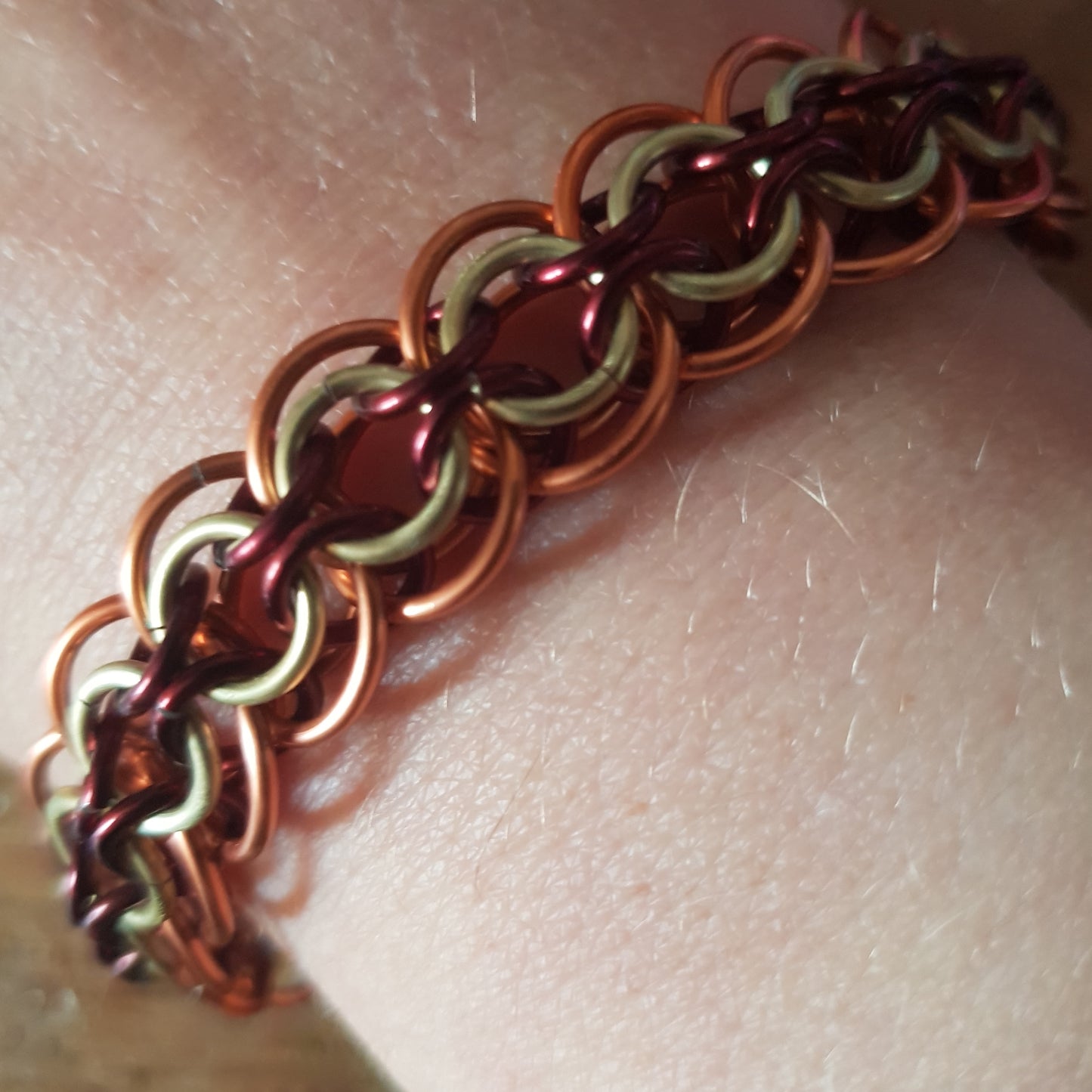 Autumnal Ceylon Weave Chainmaille Bracelet