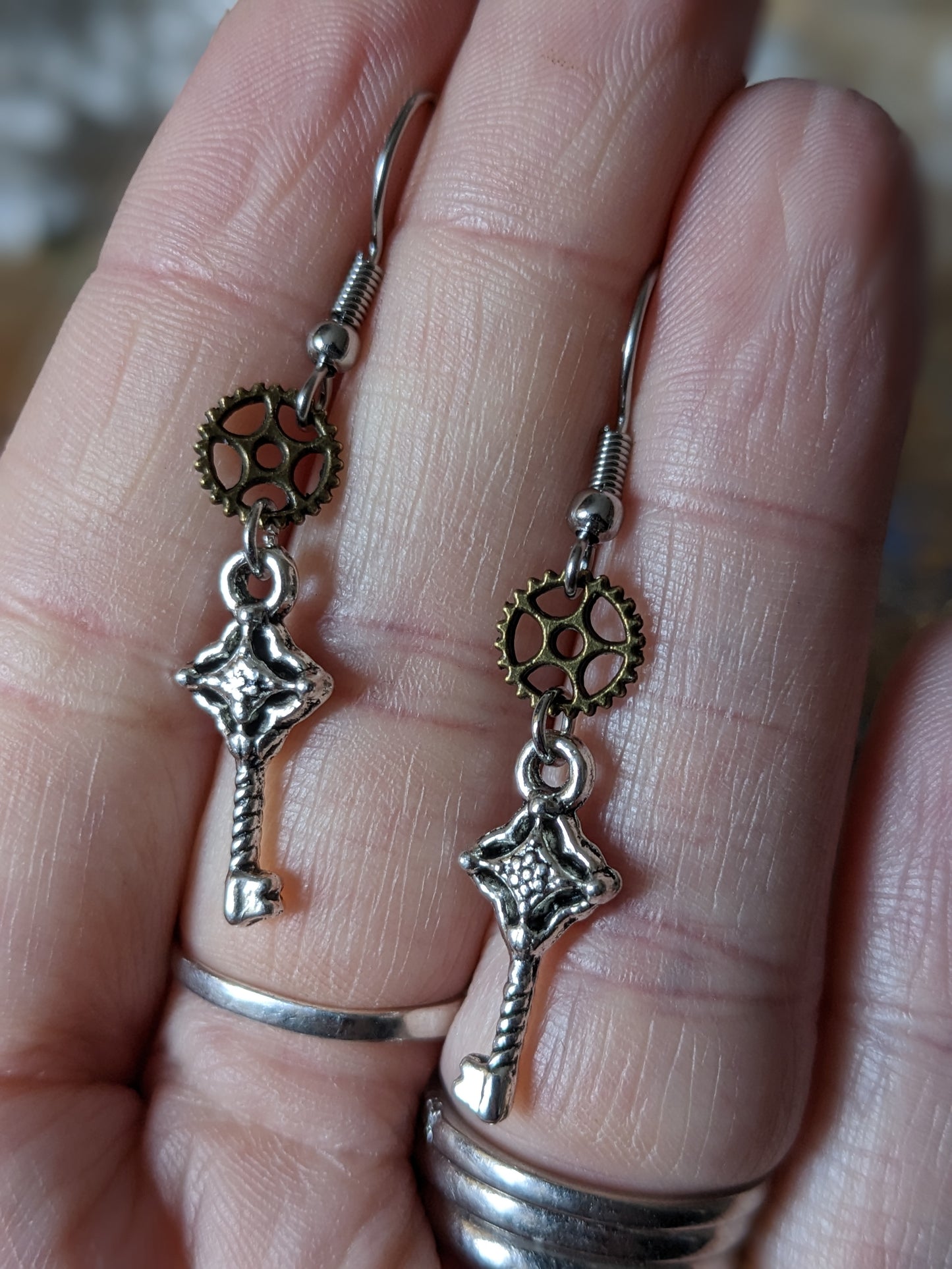 Tiny Key earrings