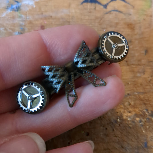 Cog and Filigree Bow Hair Clip