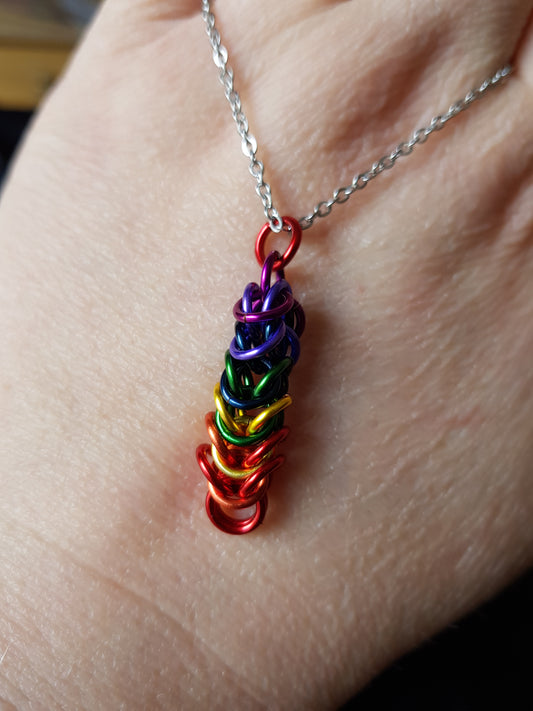 Chainmaille Pendant (Rainbow)