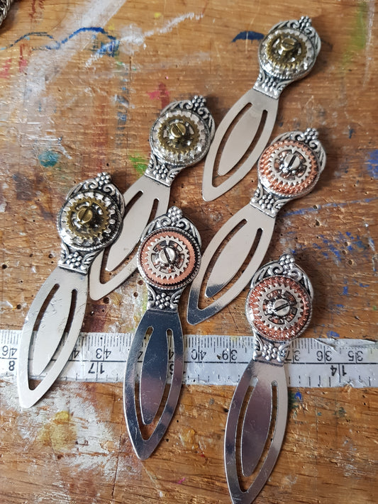Victorian Style Bookmark Clip With Cogs