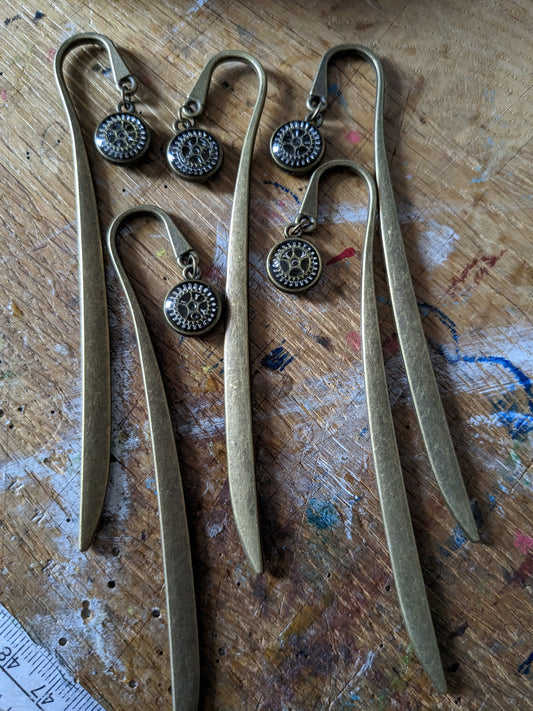 Bronze Cog Bookhook Bookmarks